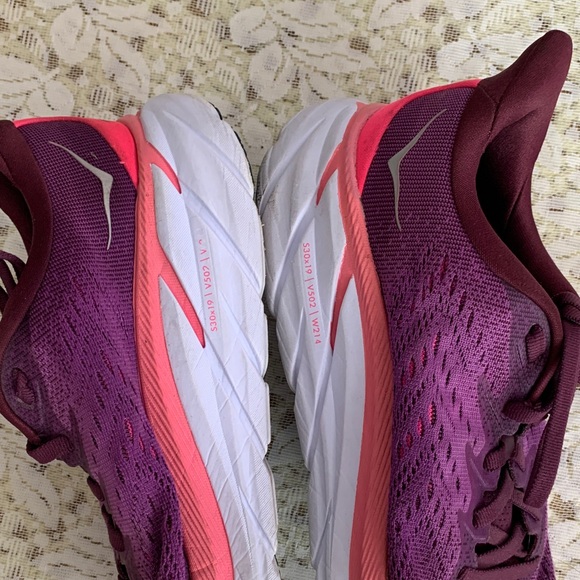 Hoka Clifton 8 Women's Magenta and Coral Everyday Athletic Shoes - Picture 6 of 12